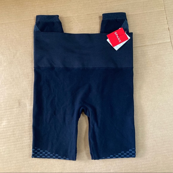 Spanx Look At Me Now Moto Leggings size S - Picture 15 of 15